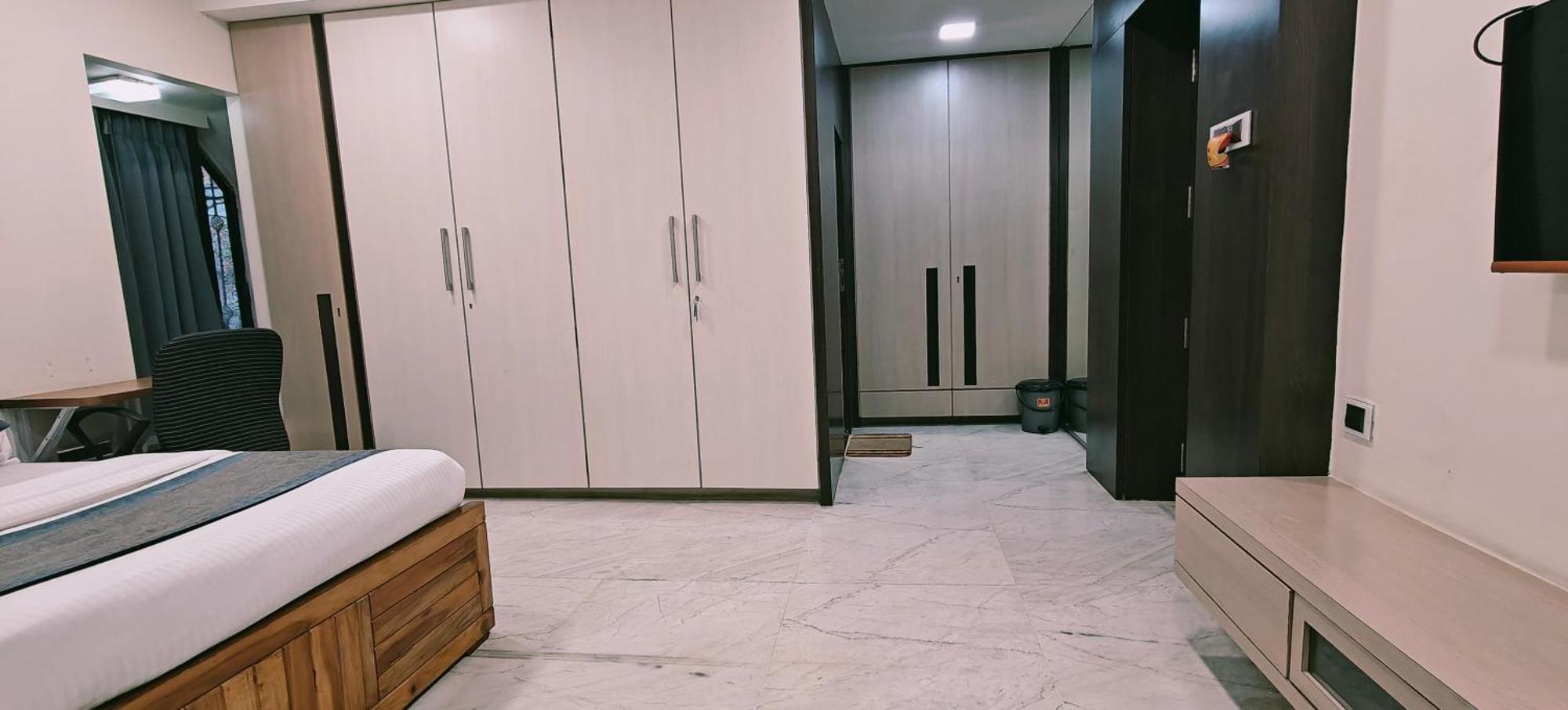 Tim Service Apartment Goregaon East Near Nesco - Mumbai, Mumbai